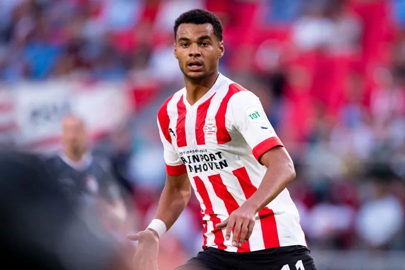 Bất mãn tăng lên vì Ronaldo ảnh 1