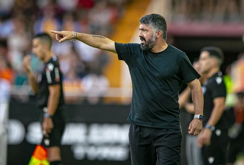 Real Madrid ngược dòng thắng trận ra quân ảnh 1