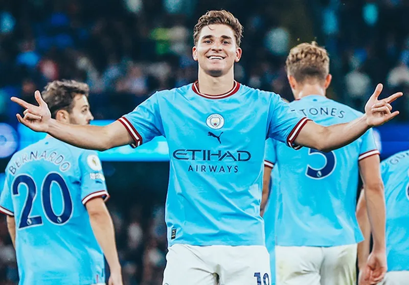 Pep mạnh dạn dự đoán: “Haaland có thể phá kỷ lục ghi bàn của Sergio Aguero” ảnh 1