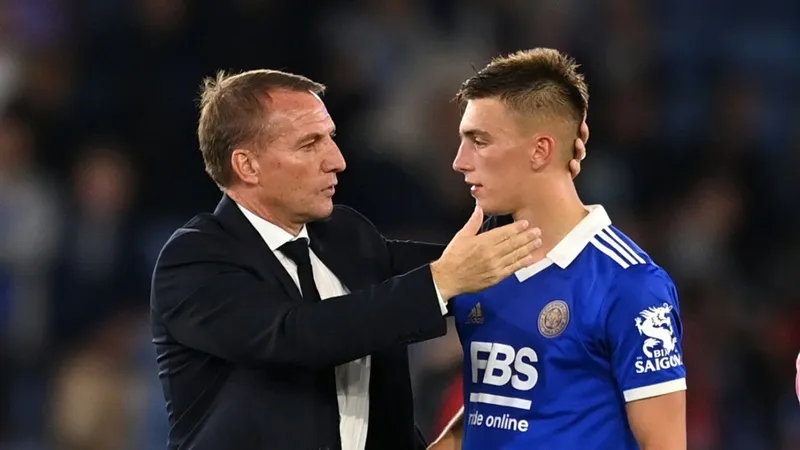 HLV Brendan Rodgers chia sẻ nổi thất vọng với các học trò. Ảnh: Getty Images