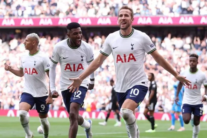 Tottenham bắt kịp vị trí nhì bảng, HLV Conte vẫn thận trọng ảnh 1