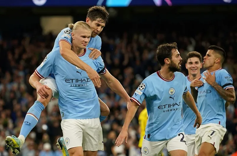 Haaland ghi siêu phẩm đánh bại đội bóng cũ Dortmund ảnh 1