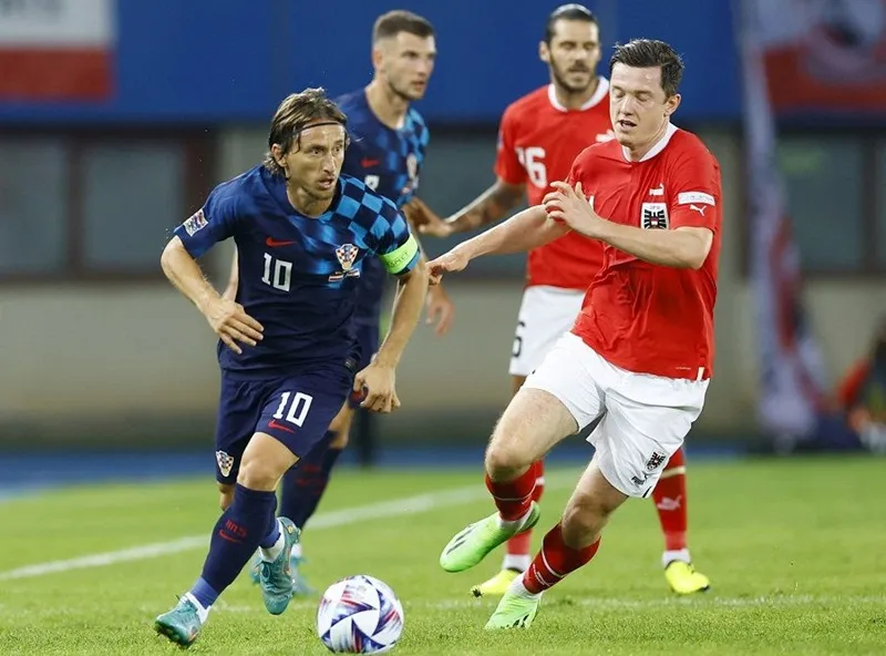 Pháp trụ hạng may mắn, Croatia vào vòng chung kết ảnh 1