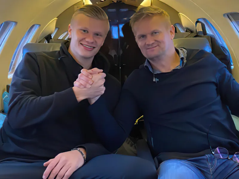 Ông Alf-Inge Haaland có ảnh hưởng rất lớn đối với cậu con trai tài năng.