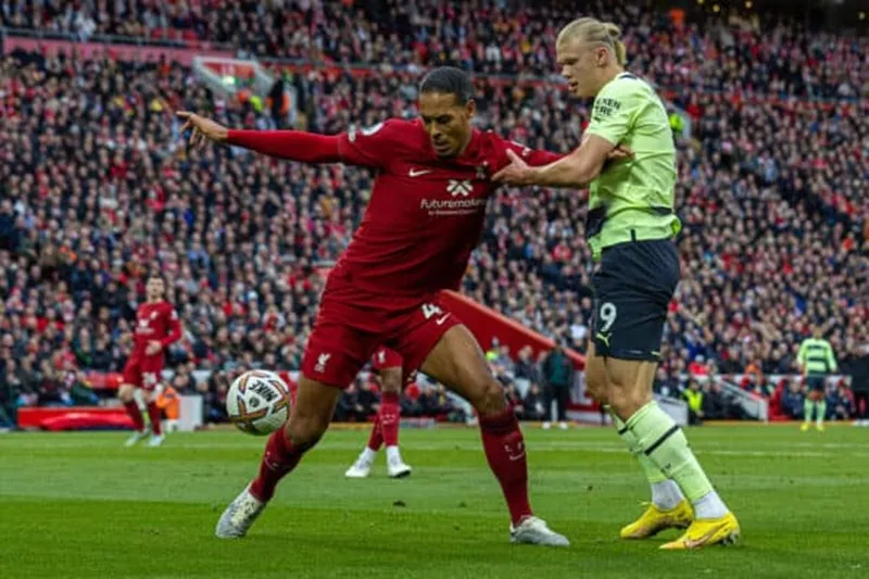 Man.City và Livepool khó có thành phần mạnh nhất cho màn tái đấu. Ảnh: Getty Images