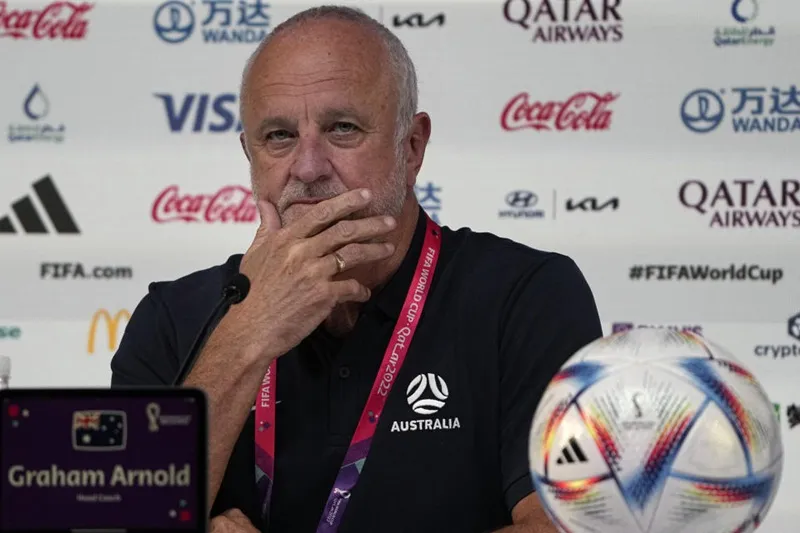 HLV Graham Arnold vẫn bình tĩnh trước đánh giá “thiếu tôn trọng” từ đối thủ.