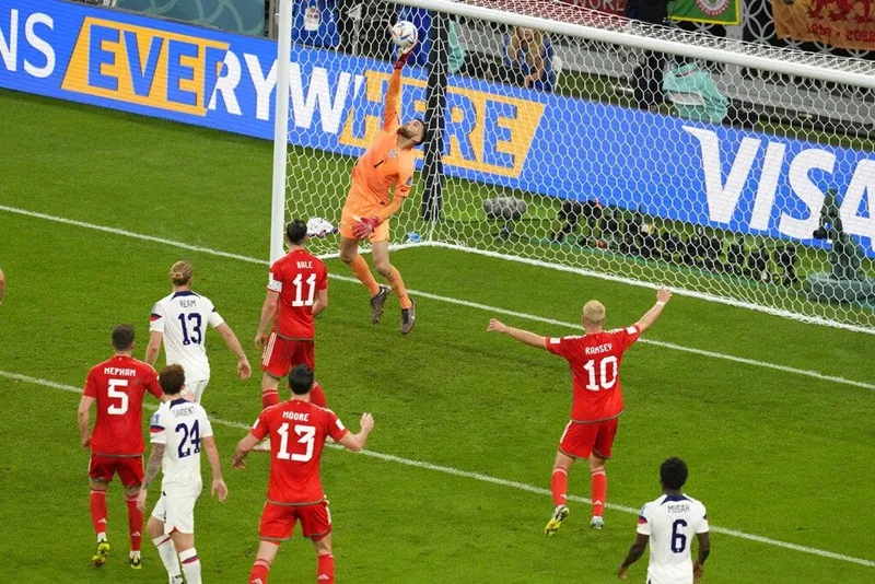 Bale gỡ hòa cho Xứ Wales trước tuyển Mỹ ảnh 2