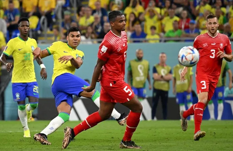 Khoảnh khắc của Casemiro đã định đoạt tấm vé đi tiếp sớm cho Brazil.
