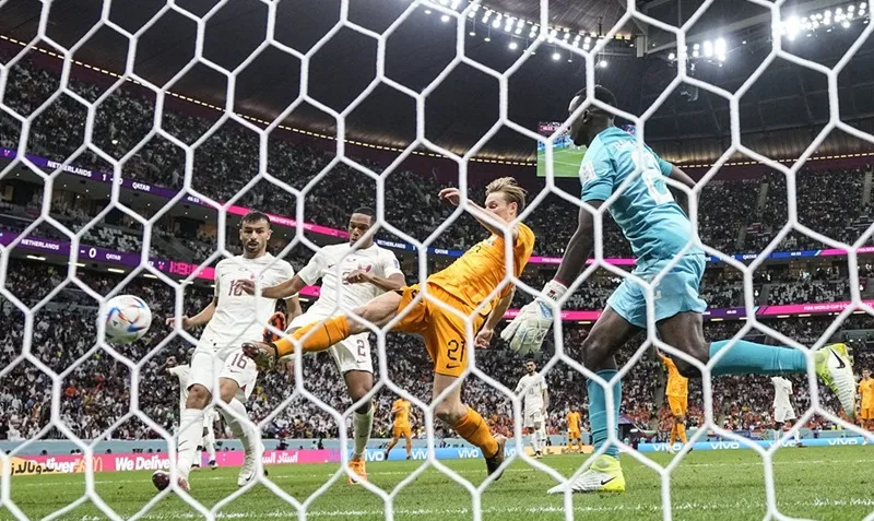 Bảng A: Hà Lan đỉnh bảng, Senegal tiếp lửa cho châu Phi ảnh 3