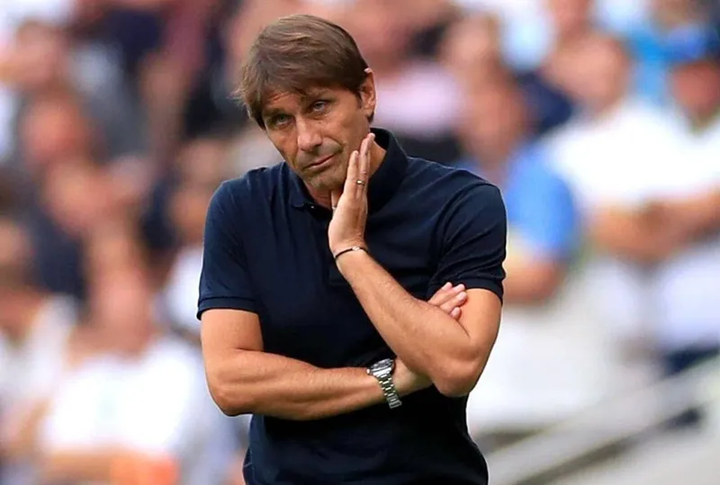 HLV Antonio Conte đã phải lo nghĩ rất nhiều trước chuyến làm khách đến Brentford.