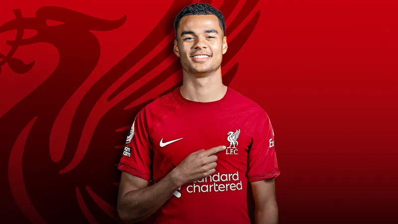 Liverpool chính thức ký hợp đồng với tiền đạo người Hà Lan, Cody Gakpo từ PSV Eindhoven.