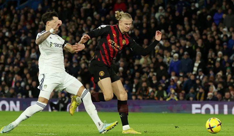 Erling Haaland tiếp tục ghi bàn đáng sợ của mình.