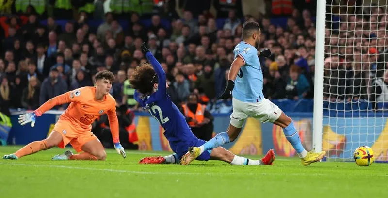 Jack Grealish tung đường căng ngang hoàn hảo để Riyad Mahrez đệm bóng ghi bàn.