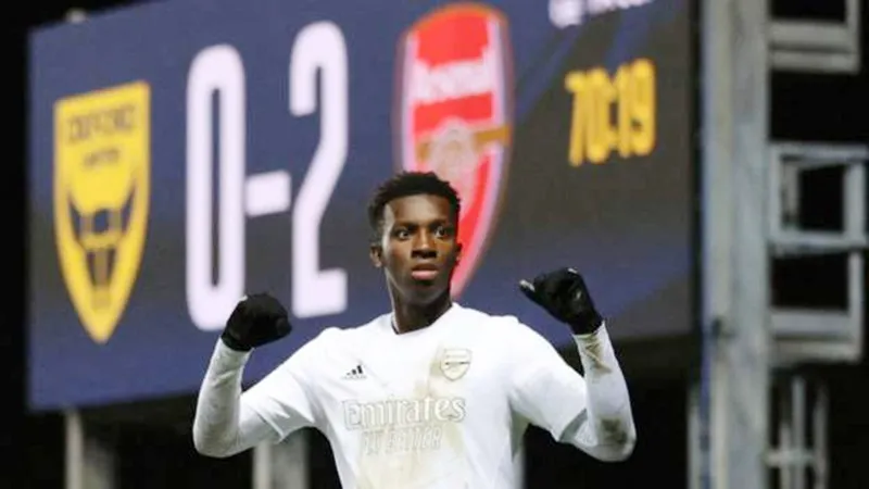 Eddie Nketiah ghi cú đúp giúp Arsenal giành chiến thắng dễ dàng 3-0 trước Oxford United.