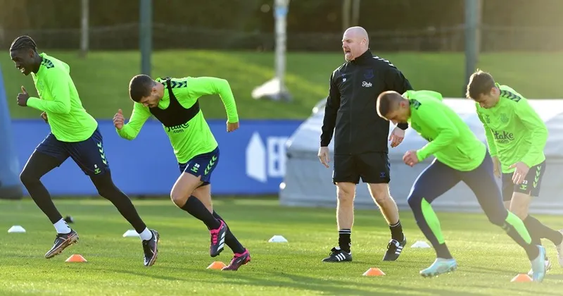 Nhiệm vụ hiện tại của Everton là trụ hạng, mà điều này thì không xa lạ gì với Sean Dyce.