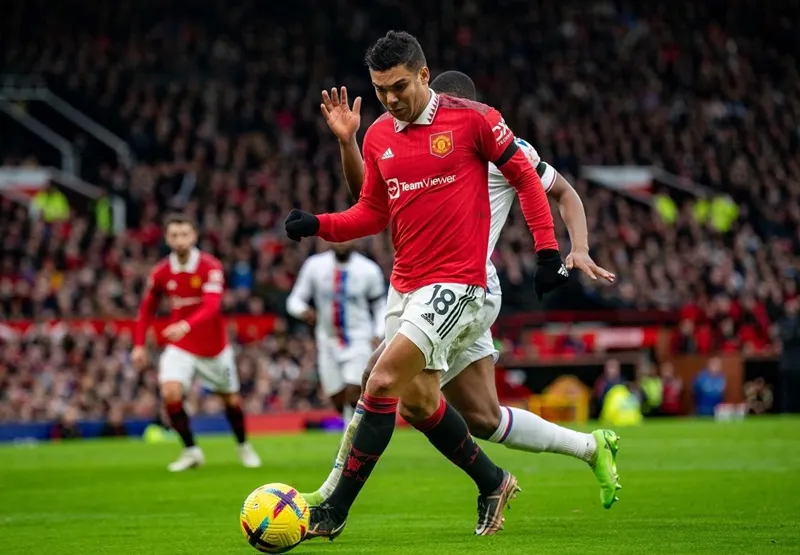 Lần gần nhất không có Casemiro, Man.United đã thua Arsenal với tỷ số 2-3.