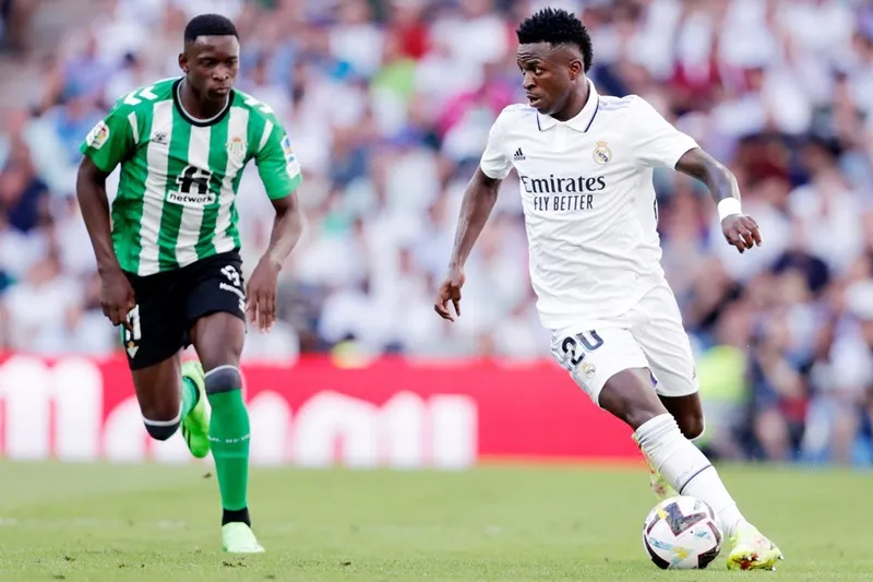 Real Madrid tiếp tục sa sút khi không thắng 3 trận liên tiếp trên mọi đấu trường.