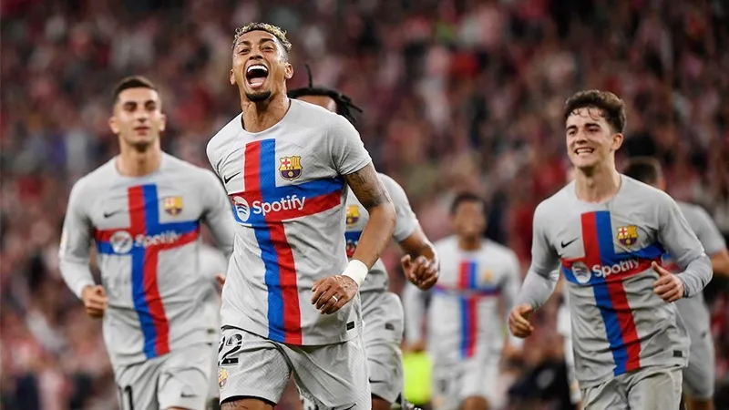 Raphinha một lần nữa ghi bàn giúp Barcelona giành chiến thắng tối thiểu 1-0 thứ 2 liên tiếp ở La Liga.