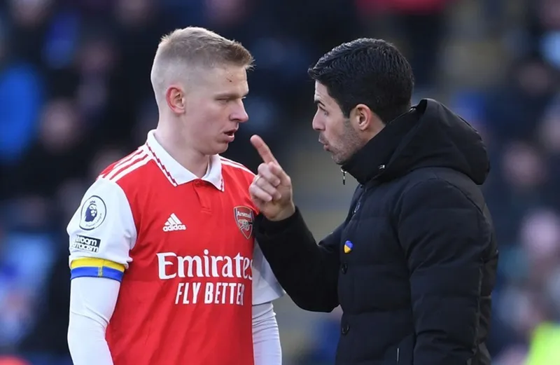 HLV Mikel Arteta rất hài lòng với việc Zinchenko thích nghi rất nhanh cả về lối chơi lẫn lan tỏa tầm ảnh hưởng.
