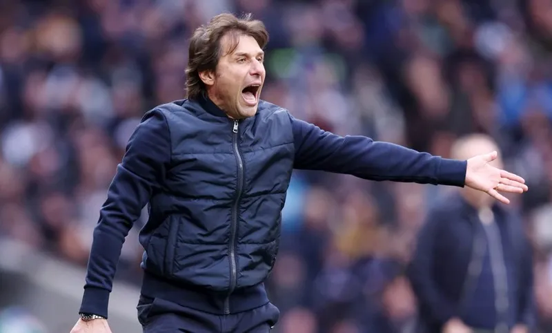 Những gì HLV Antonio Conte nói trong cơn tức giận ở phòng họp báo sau trận hòa trước Southampton đã khiến Tottenham đối mặt với một cơn bão. 