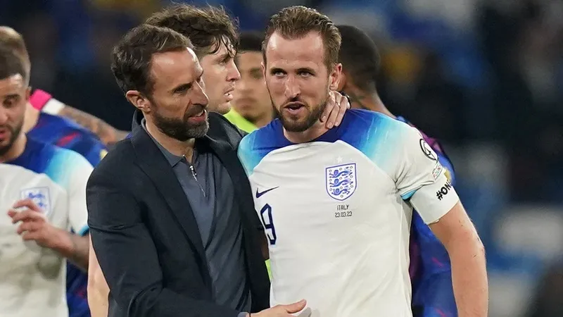 HLV Southgate vẫn có Harry Kane là thứ vũ khí hạ gục mọi hàng thủ đối phương. 