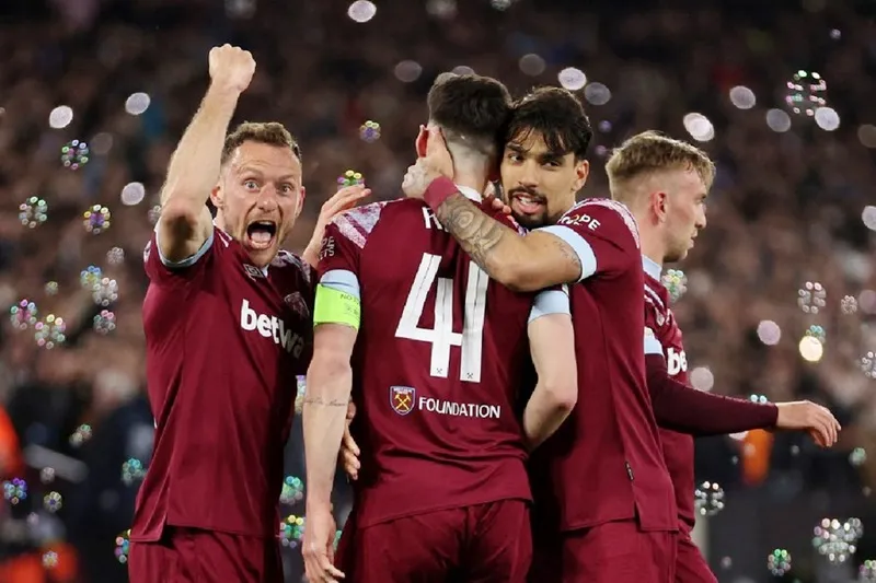 West Ham vào bán kết một giải đấu cúp châu Âu năm thứ 2 liên tiếp, sau khi đã vào bán kết Europa League mùa trước.