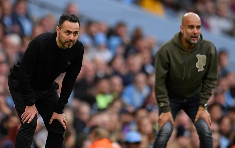 Hình ảnh tương đồng khá thú vị khi họ đối đầu nhau.