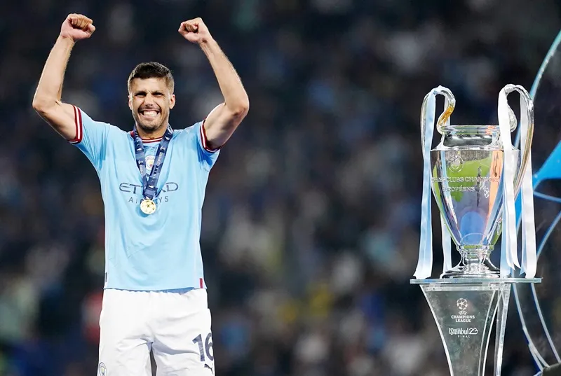 Rodri đã được UEFA vinh danh là Cầu thủ xuất sắc nhất mùa giải Champions League 2022-2023.