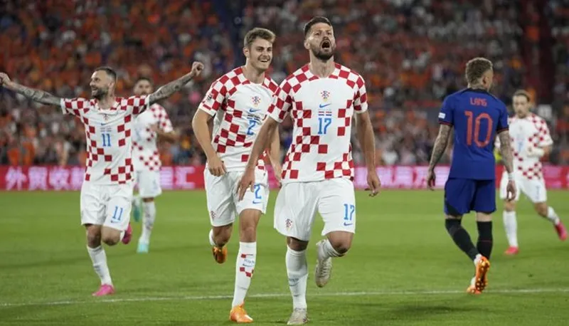 Croatia ghi hai bàn trong hiệp phụ để đánh bại chủ nhà Hà Lan 4-2 trong trận bán kết Nations League.