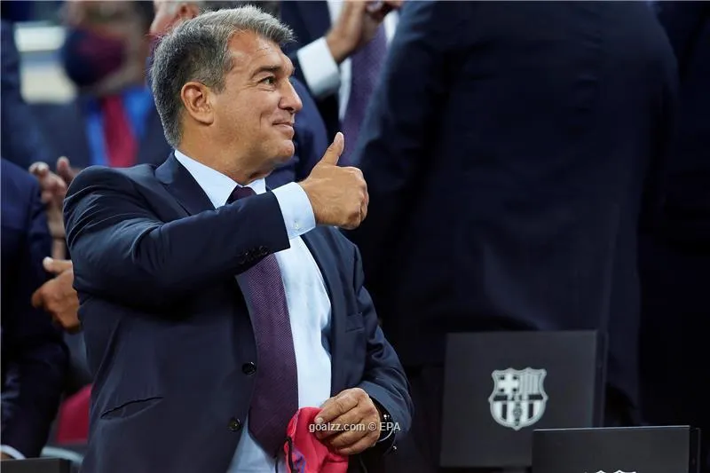 Chủ tịch Joan Laporta tuyên bố những cầu thủ hàng đầu thế giới vẫn muốn đến Barca.