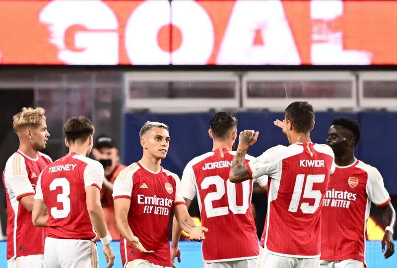 Arsenal đã kết thúc chuyến du đấu tại Mỹ bằng chiến thắng 5-3 trước Barcelona.