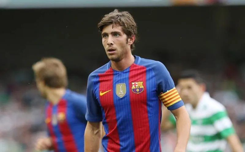 Đội trưởng Sergi Roberto tuyên bố muốn Neymar trở lại Barcelona.