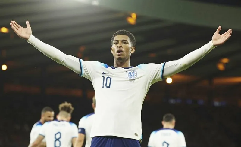 Kể từ sau Wayne Rooney thì bóng đá Anh giờ mới thật sự tìm thấy “cậu bé vàng” tiếp theo ở Jude Bellingham.