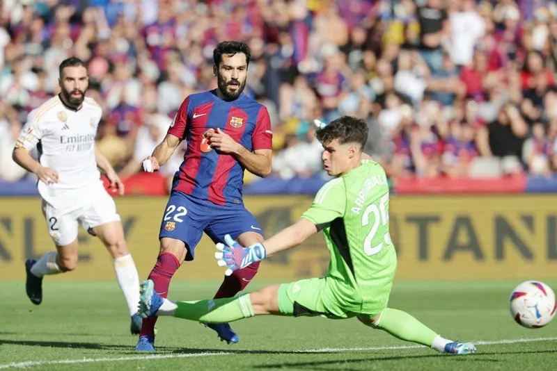 Ilkay Gundogan đã chơi rất hay trong trận El Clasico đầu tiên nhưng Barcelona đã thua đau.