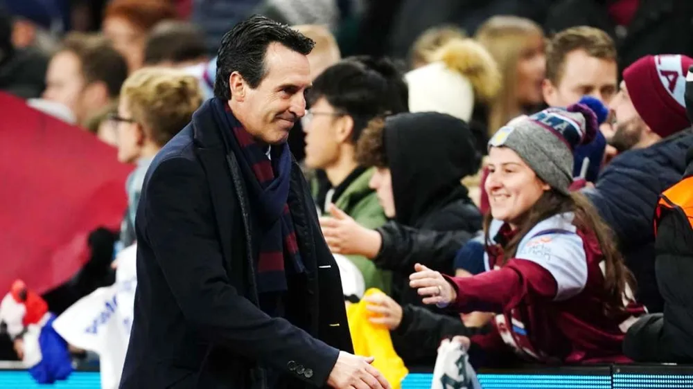 HLV Unai Emery đã biến Villa Park thành pháo đài khi Aston Villa đánh bại Fulham 3-1 để có 13 trận thắng liên tiếp trên sân nhà tại Premier League.