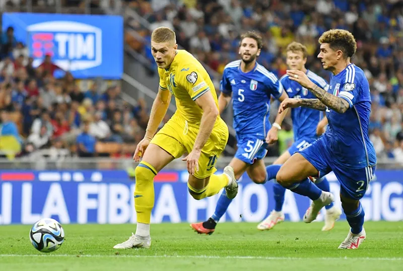 Ukraine sẵn sàng đòi lại món nợ thua Italy 1-2 tại San Siro ở trận lượt đi hồi tháng 9.