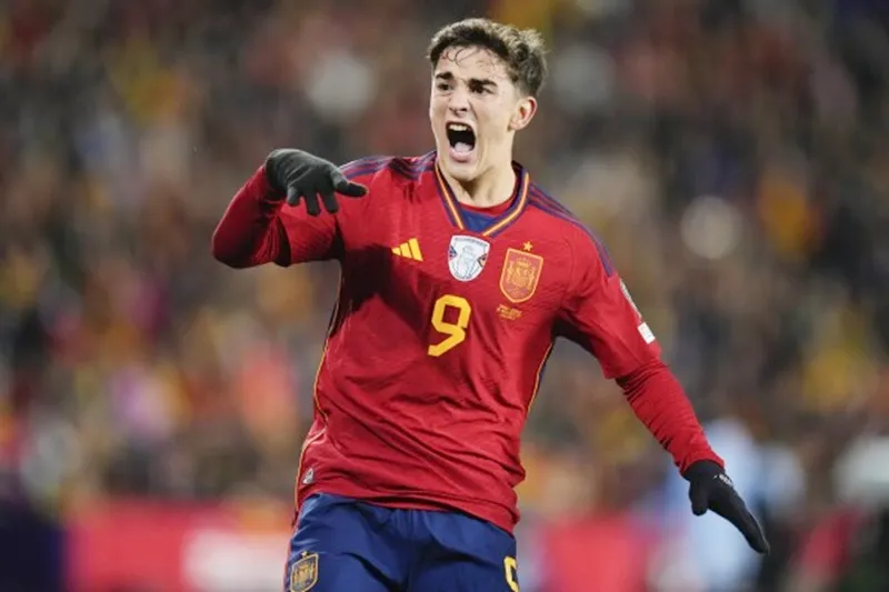 Gavi dính chấn thương dây chằng trước đầu gối và chắc chắn bỏ lỡ phần còn lại của mùa giải của Barcelona.