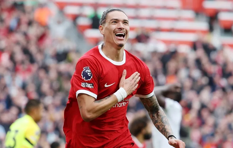Darwin Nunez đang cải thiện rất rõ khi ghi 7 bàn trong 17 trận cho Liverpool mùa này.