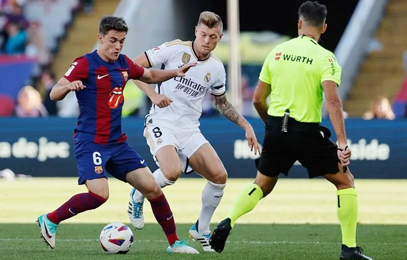 HLV Xavi Hernandez sẽ gặp khó trong nỗ lực khỏa lấp khiếm khuyết mà Gavi để lại.