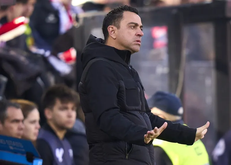 HLV Xavi Hernandez đã đặt dấu hỏi về quyết tâm của các cầu thủ Barcelona.