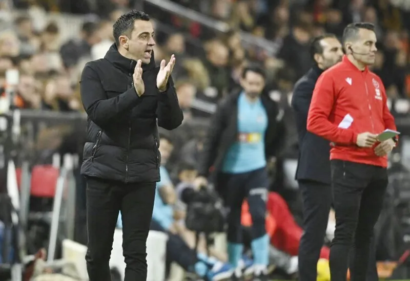 HLV Xavi Hernandez đổ lỗi cho những cơ hội bị bỏ lỡ dẫn đến kết quả hòa 1-1 trên sân Valencia.