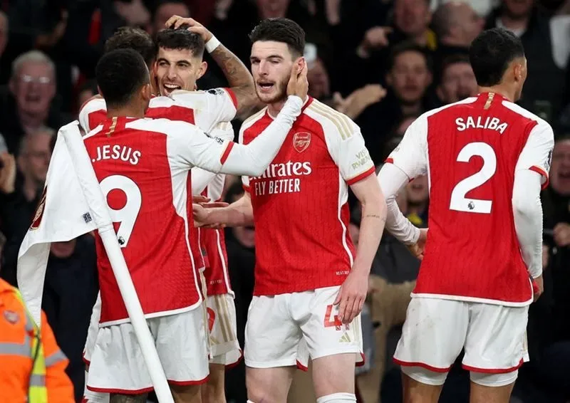 Arsenal thắng 8 trận liên tiếp ở Premier League lần đầu tiên kể từ tháng 4-2015 dưới thời Arsene Wenger.