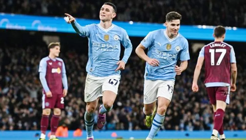 Phil Foden đã ghi một hat-trick ấn tượng khi Man.City đánh bại Aston Villa 4-1.