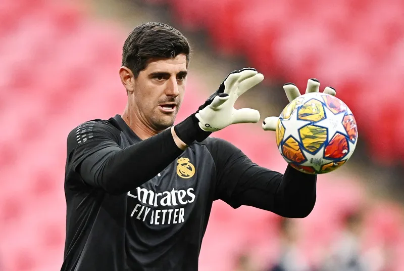 Thủ môn Thibaut Courtois sẽ bắt chính cho Real Madrid ở chung kết Champions League với Borussia Dortmund.