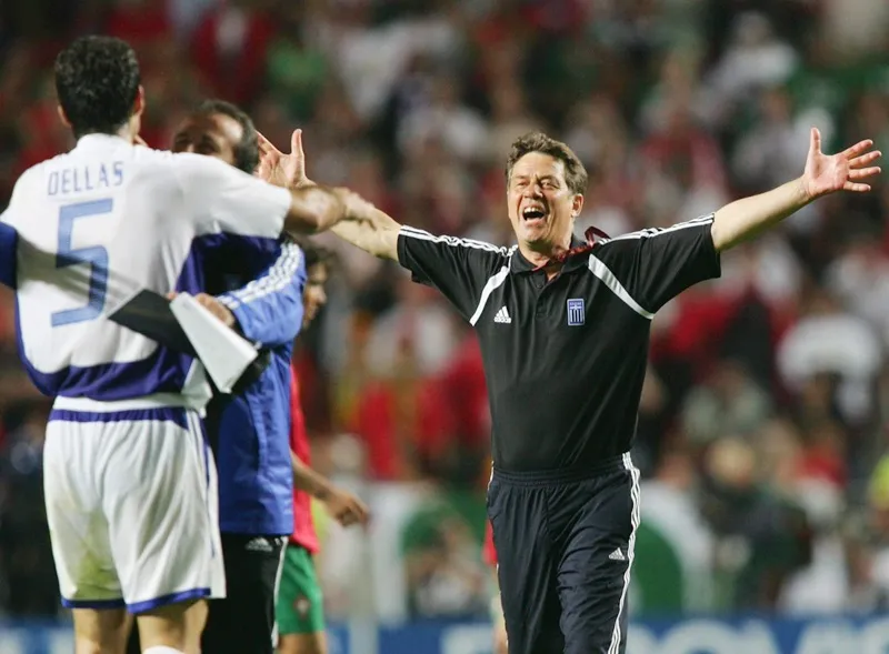 “King” Otto Rehhagel là người dẫn dắt ĐT Hy Lạp tại cuộc hành trình huyền diệu Euro 2004
