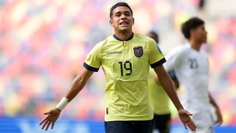 Kendry Paez (Ecuador).jpg