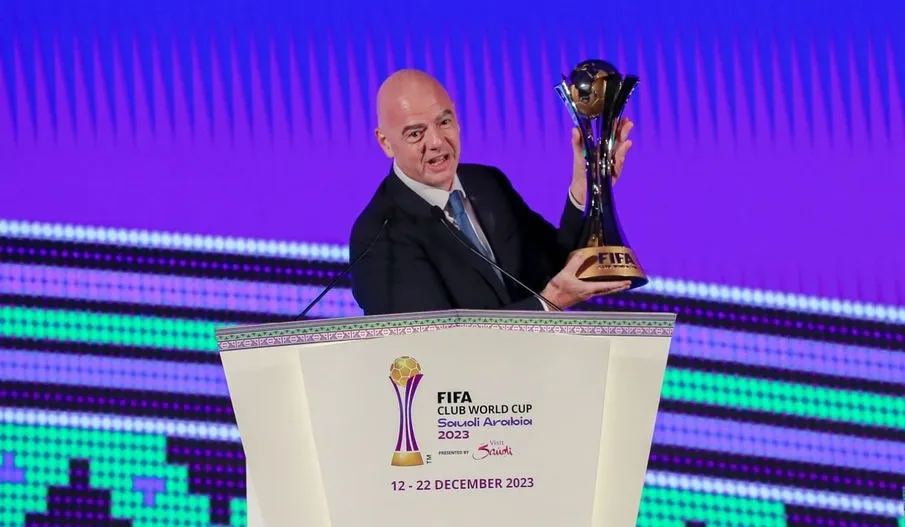 Chủ tịch Gianni Infantino là người thúc đẩy một FIFA Club World Cup mở rộng.
