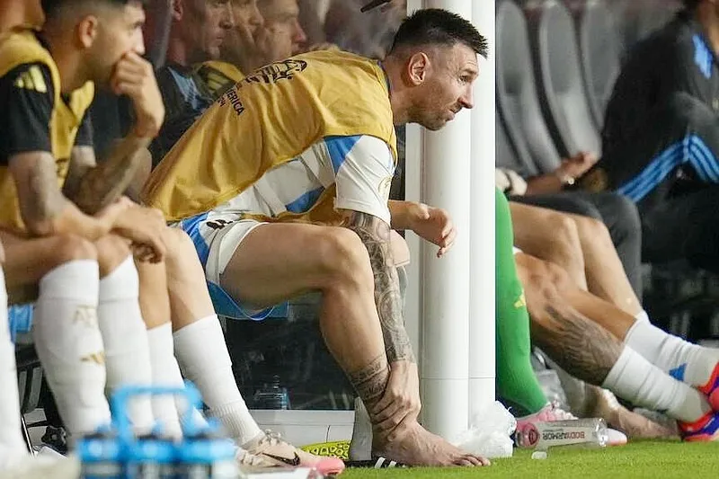 Messi không thể lên tuyển Argentina vào tháng 9 tới do chưa kịp bình phục chấn thương