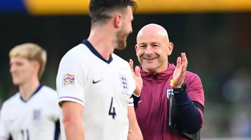 Lee Carsley.jpg