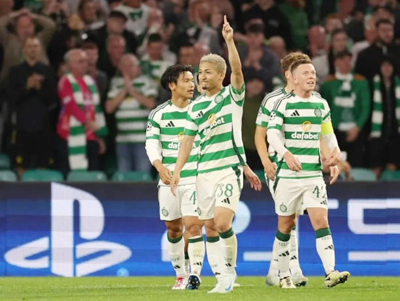 Celtic có chiến thắng 5-1 trên sân nhà trước đại diện tới từ Slovakia - Slovan Bratislava